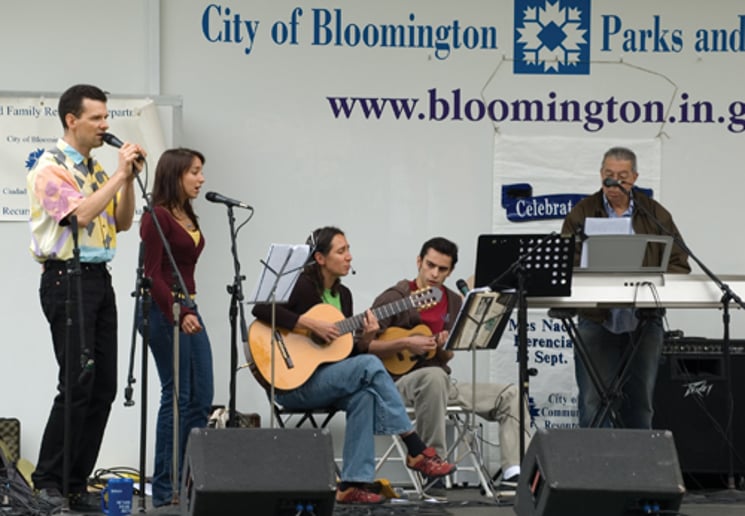 Gallery photo 1 of Avenida Brazil: Music & Dance
