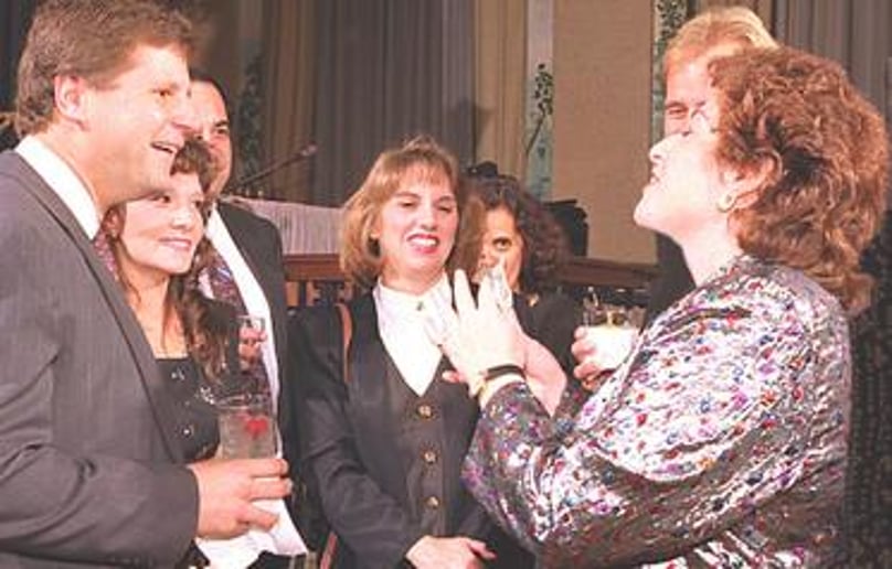 Gallery photo 6 of Award-Winning Comedy Magician & Mentalist Debbie Leifer