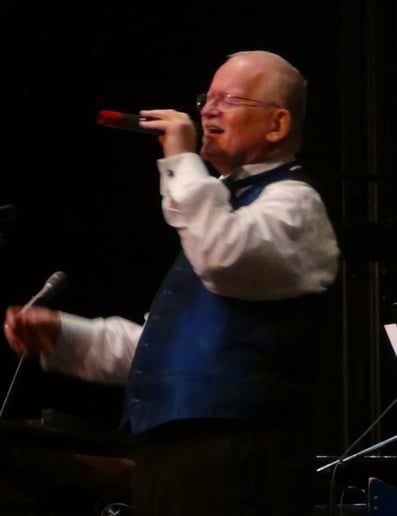 Gallery photo 7 of Awesome Bob 1-Man Variety Band