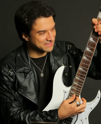 Gallery photo 1 of Aksel Allouch