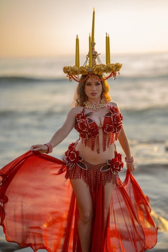 Gallery photo 2 of Aygul Bellydancer
