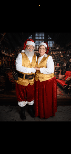 Gallery photo 1 of Az Desert Santa and Mrs Claus