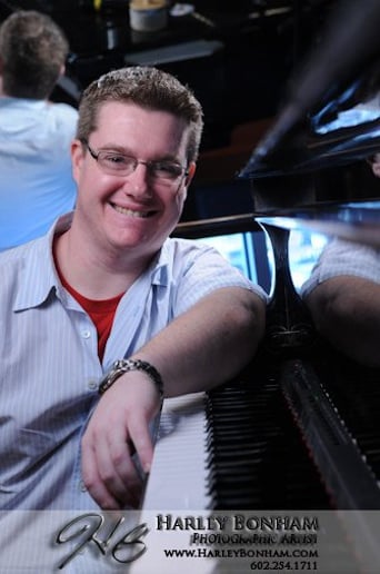 Gallery photo 3 of AZ Dueling Pianos