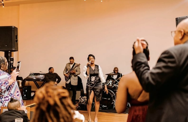 Gallery photo 4 of Aza Rae & The Dream Come Tru Band