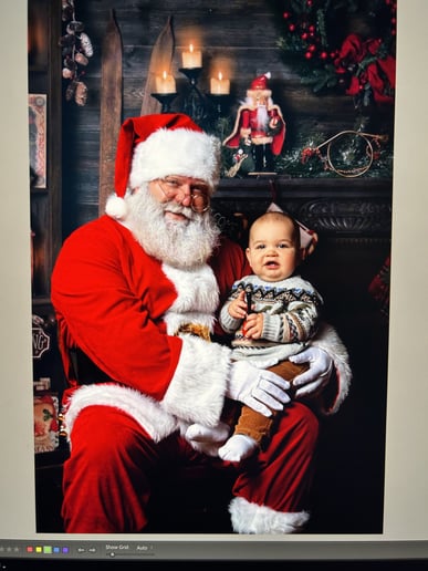 Gallery photo 5 of B4 Santa