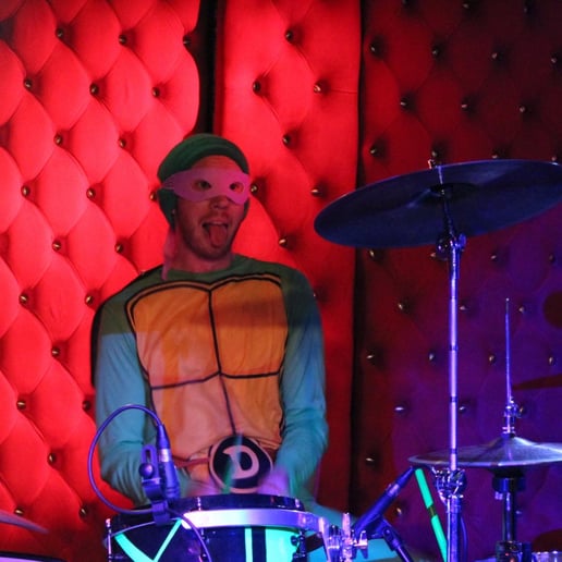 Gallery photo 9 of B The Green Drummer