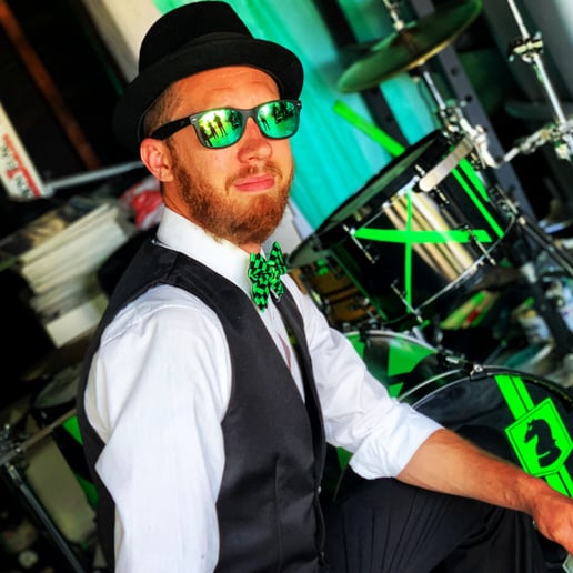 Gallery photo 4 of B The Green Drummer