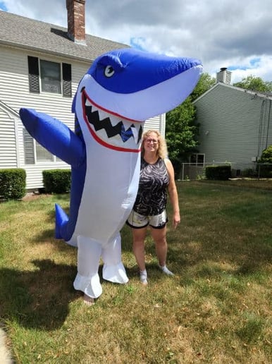 Gallery photo 4 of Baby Shark Performer