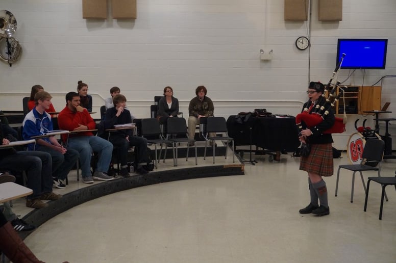 Gallery photo 2 of Charlotte Bagpiper Ally McKinnis