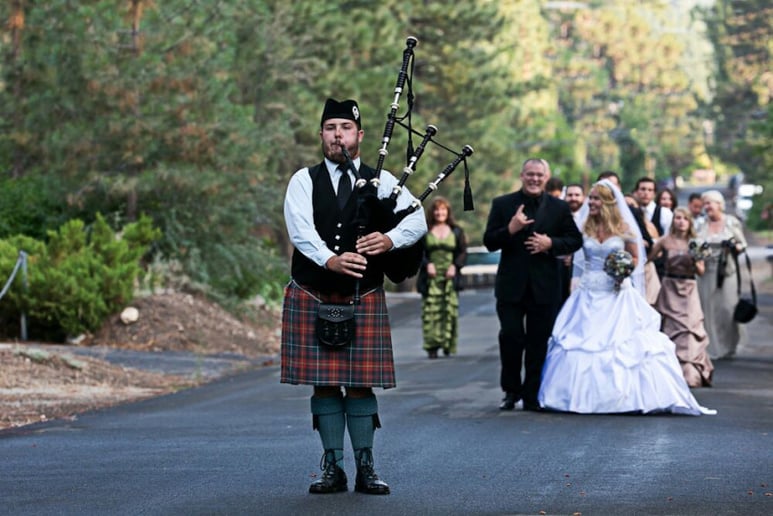 Gallery photo 4 of Bagpiper Burke