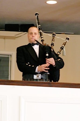 Gallery photo 3 of Bagpiper for hire!