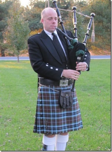 Gallery photo 2 of Bagpiper for hire!