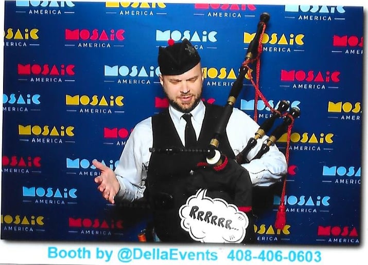 Gallery photo 2 of Bagpiper Joshua Agee