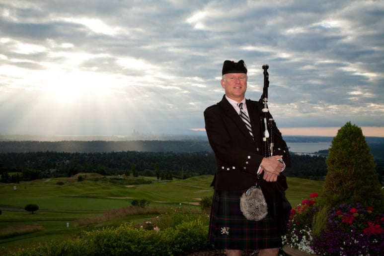 Gallery photo 7 of Seattle's Bagpiper Neil Hubbard