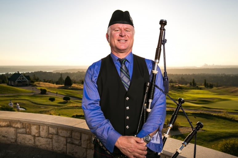 Gallery photo 8 of Seattle's Bagpiper Neil Hubbard