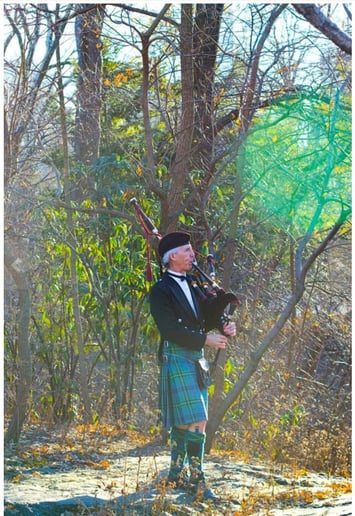 Gallery photo 3 of Bagpiper Richmond Johnston