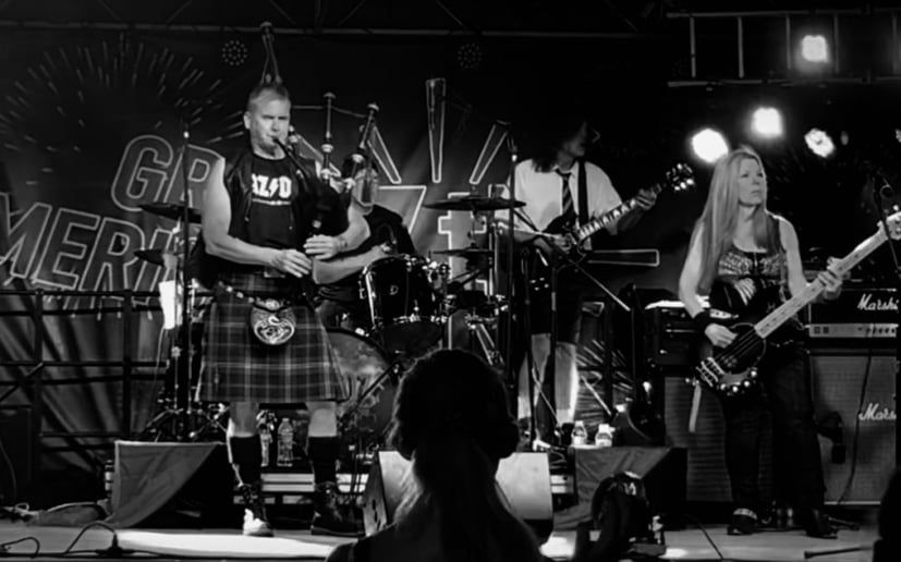 Gallery photo 32 of Bagpiper Stephen Holter