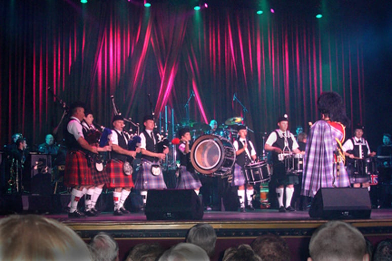 Gallery photo 9 of Bagpiping By Van