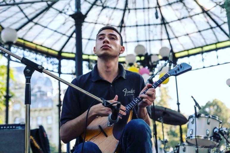 Gallery photo 5 of Balalaika Acoustic Show