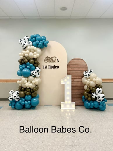 Gallery photo 1 of Balloon Babes Co