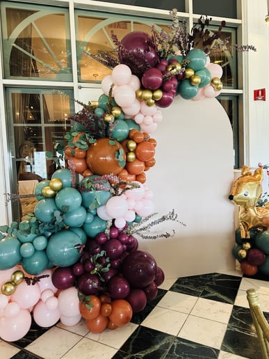 Gallery photo 6 of Balloon Drama