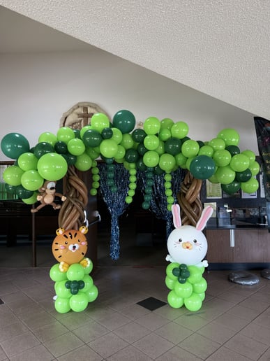 Gallery photo 7 of Balloon Florist by Polly
