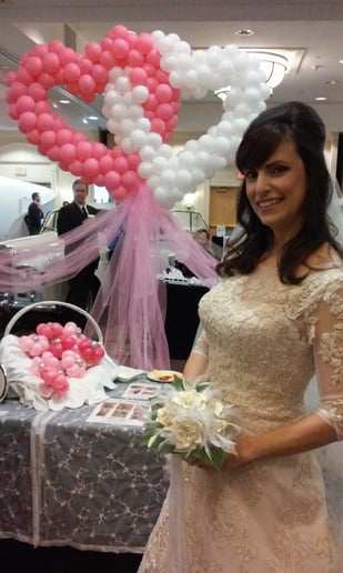 Gallery photo 3 of Balloon Gal Jenny