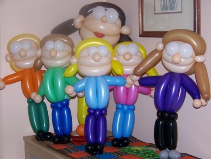 Gallery photo 3 of Balloon Man Mike - Party Entertainment