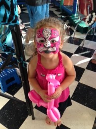 Gallery photo 2 of Richard's Balloons, Magicians, Yard Art and More!