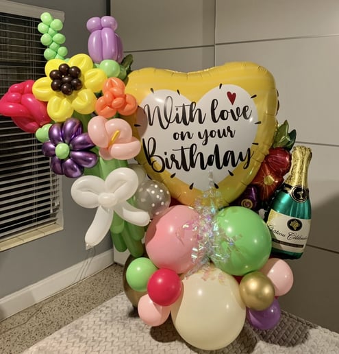 Gallery photo 1 of Jojo Espinosa, Balloon Twisting Artist