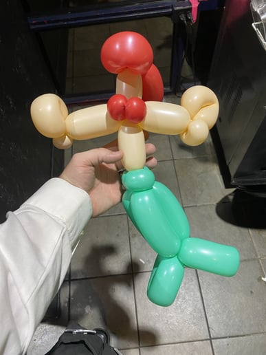 Gallery photo 22 of Balloon Twisting Daddy