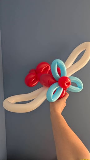 Gallery photo 6 of Blooming Balloons & Entertainment