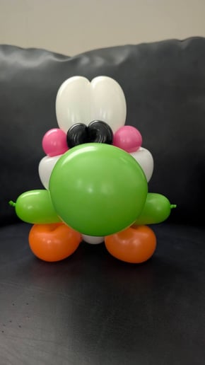 Gallery photo 1 of Blooming Balloons & Entertainment