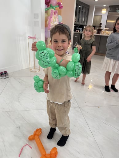 Gallery photo 3 of Macarena Party