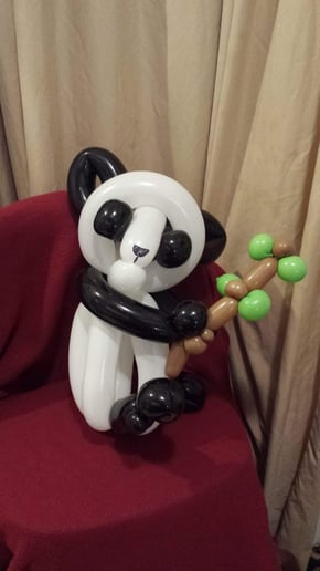 Gallery photo 10 of Balloon Twisting