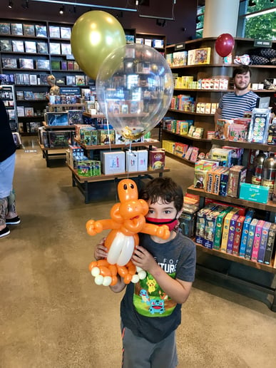 Gallery photo 3 of Balloon Twisting with Erika