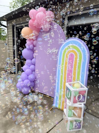 Gallery photo 4 of Balloons by Amari