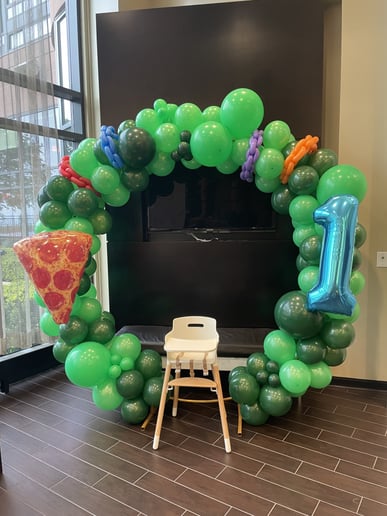 Gallery photo 1 of Balloons & Decor Galore