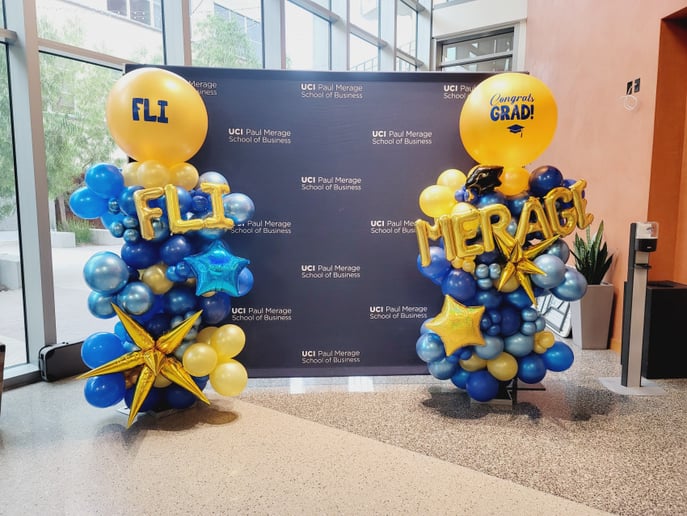 Gallery photo 2 of Balloonzilla