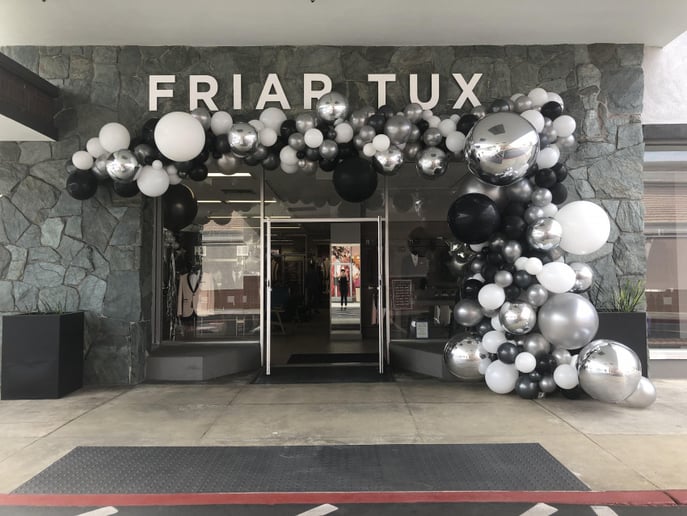 Gallery photo 9 of Balloonzilla