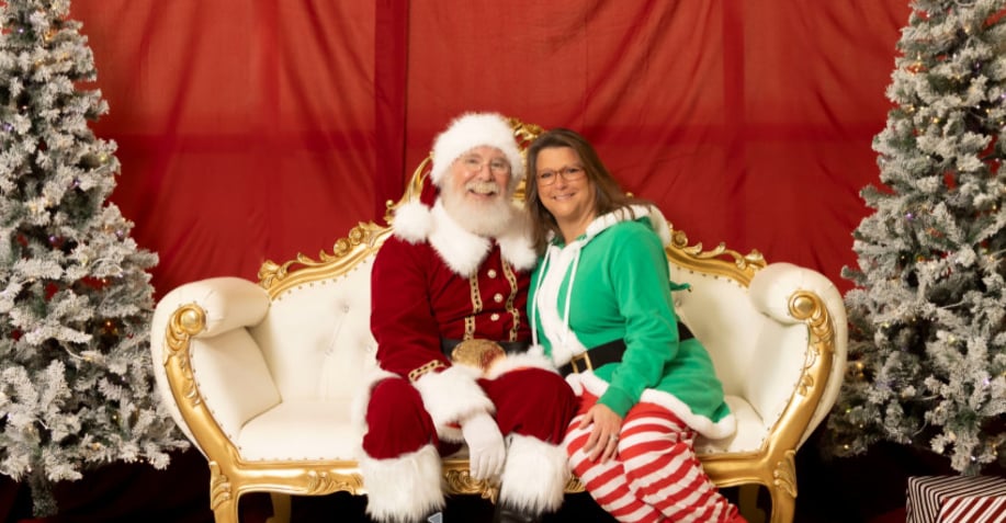 Gallery photo 1 of Bama Santa John