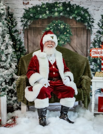 Gallery photo 4 of Bama Santa John