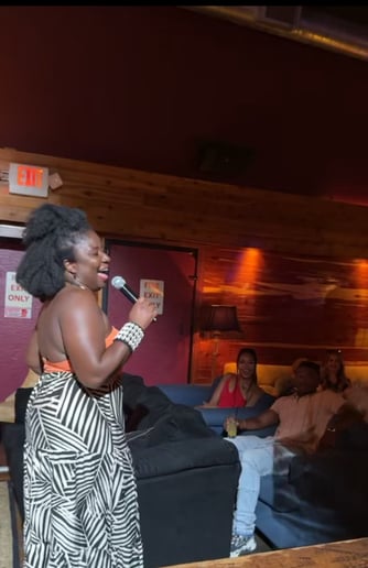 Gallery photo 5 of Banke: Host, Comedian, Connector
