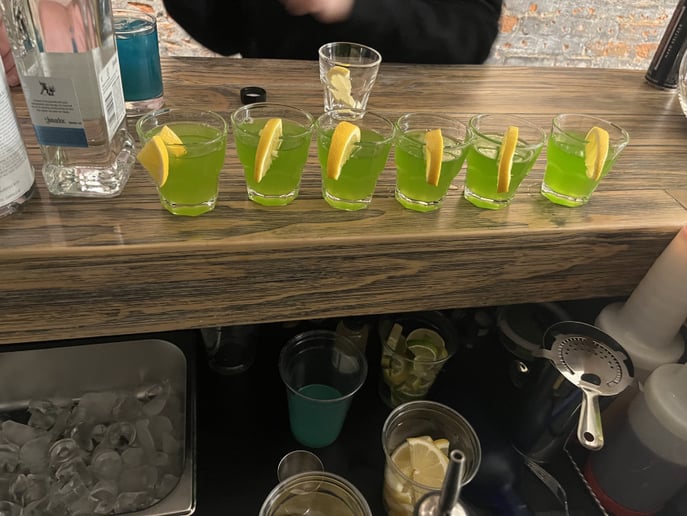 Gallery photo 4 of Bar-Bae