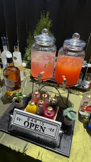 Gallery photo 3 of Bar 90MLs