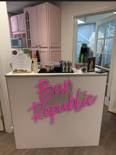 Gallery photo 2 of Bar Republic Beverage Catering