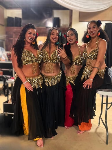 Gallery photo 2 of Barátok Belly Dance Company