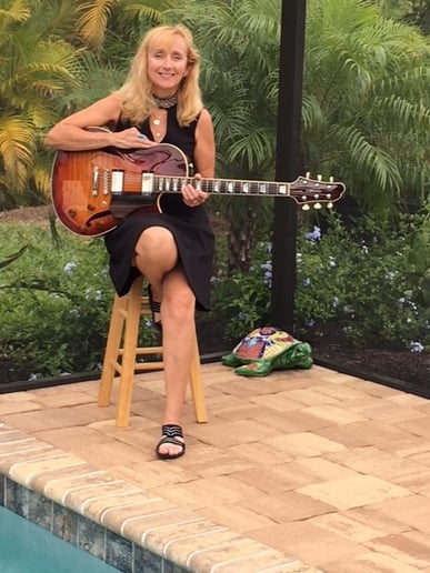 Gallery photo 3 of Barb Cheron - Guitarist