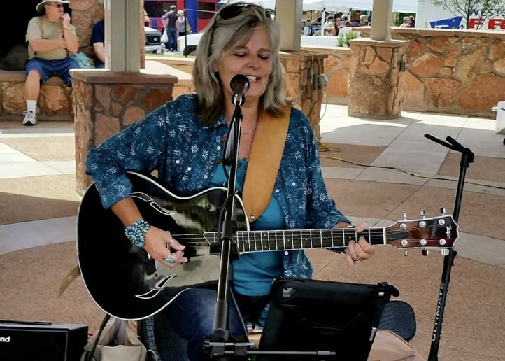Gallery photo 4 of Barb Maxey