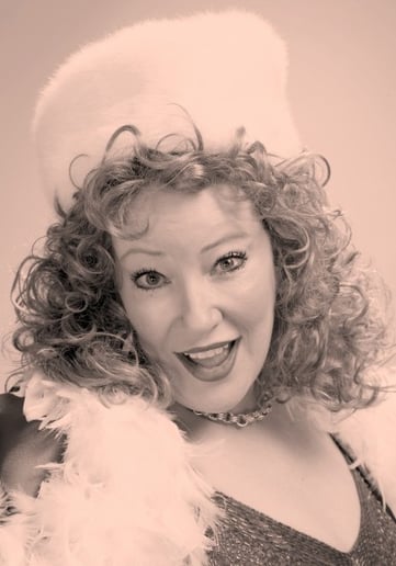 Gallery photo 2 of Barbara as Bette Midler Impersonator